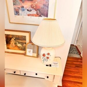 Shabby chic lamp